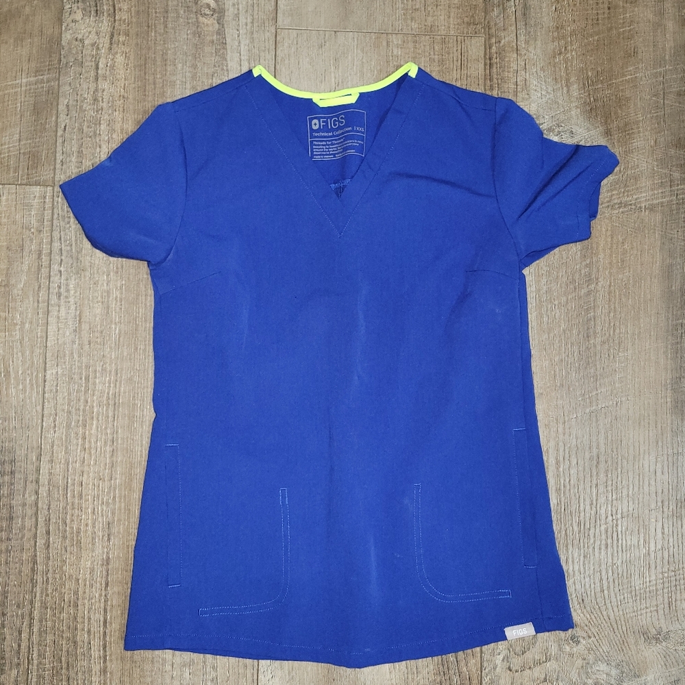 FIGS ELECTRIC BLUE TOP